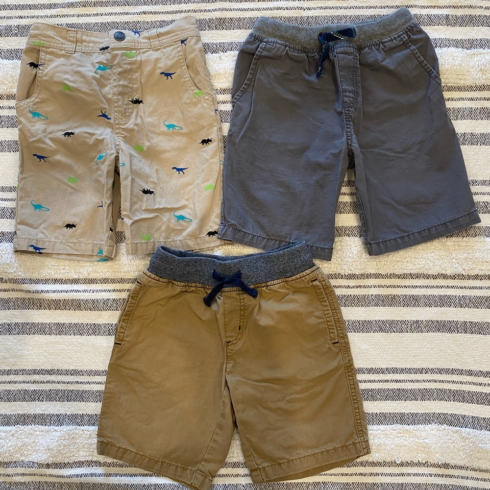 Boy’s size 5 shorts. 3 pairs. Great condition! Never/barely worn.